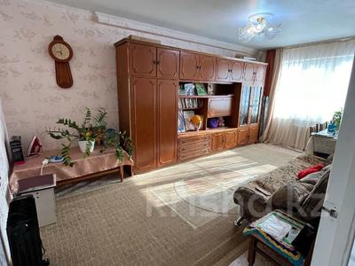 3-комнатная квартира, 70 м², 1/5 этаж, Сатпаева 13/4 за 25.5 млн 〒 в Усть-Каменогорске