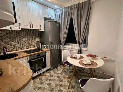 2-комнатная квартира · 49 м² · 2/5 этаж, Гагарина — Аймарт Магазин за 17 000 ₸ в Жезказгане