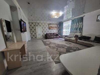 3-комнатная квартира, 94 м², 2/2 этаж, Республики за 10.8 млн 〒 в Темиртау