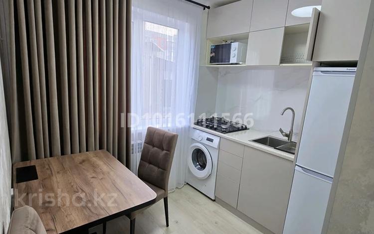 2-бөлмелі пәтер · 45 м² · 1/5 қабат, Абая 36 — Абая Есенова, старый Болашак, бағасы: 15 млн ₸ в  — фото 29