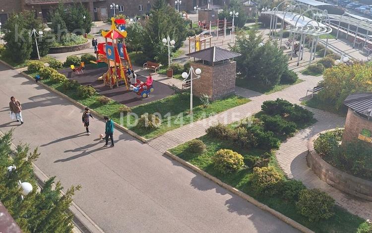 2-бөлмелі пәтер · 66 м² · 3/17 қабат, Навои 7, 37, бағасы: 49 млн ₸ в Алматы, Ауэзовский р-н — фото 2
