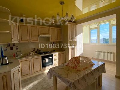 2-комнатная квартира · 78 м² · 5/5 этаж, Авиатор 1К — Напротив Аэропорта за 15 000 ₸ в Актобе, мкр Авиагородок