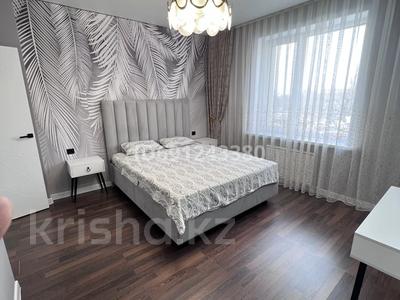 2-бөлмелі пәтер, 60 м², 4/15 қабат тәулігіне, Райымбека 210/7 — Ауэзова/Райымбека, бағасы: 20 000 〒 в Алматы, Алмалинский р-н