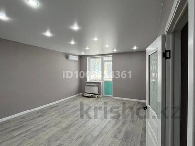 3-комнатная квартира · 65 м² · 2/9 этаж, Самал — Коняхина за 30 млн 〒 в Уральске
