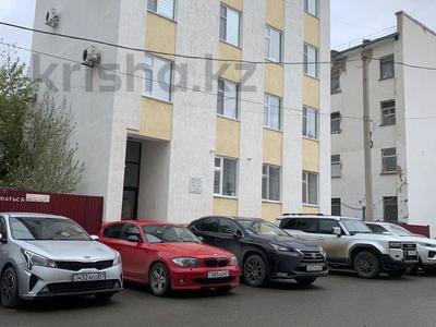 Свободное назначение, офисы, магазины и бутики, общепит, салоны красоты, бани, гостиницы и зоны отдыха, медцентры и аптеки, образование, развлечения · 600 м² за 350 млн ₸ в Уральске