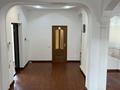 Отдельный дом · 8 комнат · 400 м² · 10 сот., мкр Калкаман-2, Ул.Абилова 29 за 2.3 млн ₸ в Алматы, Наурызбайский р-н — фото 5