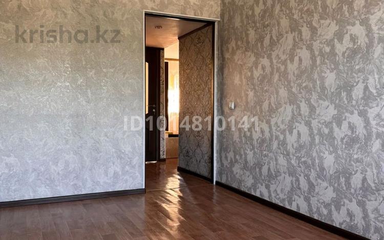 3-комнатная квартира · 58 м² · 4/4 этаж, проспект Республики — Проспект Республики с переселения Молдагулова за 18 млн ₸ в Шымкенте, Туран р-н — фото 2