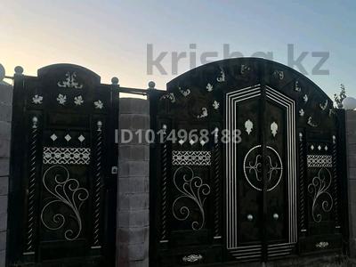 Часть дома · 4 комнаты · 200 м² · 8 сот., мкр Ынтымак-2 1 — Мереке магазин карсы беттегі үй за 27 млн ₸ в Шымкенте, Абайский р-н