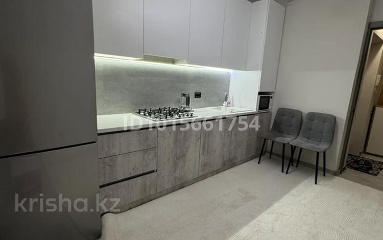 1-бөлмелі пәтер · 50 м² · 6/9 қабат, Ақсай-1А ш/а. — Толе би - Момышулы, бағасы: 13 000 ₸ в Алматы, Ауэзовский р-н — фото 2
