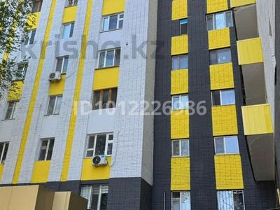 1-бөлмелі пәтер · 17 м² · 6/9 қабат, просп. Абая 102, бағасы: 4 млн ₸ в Уральске