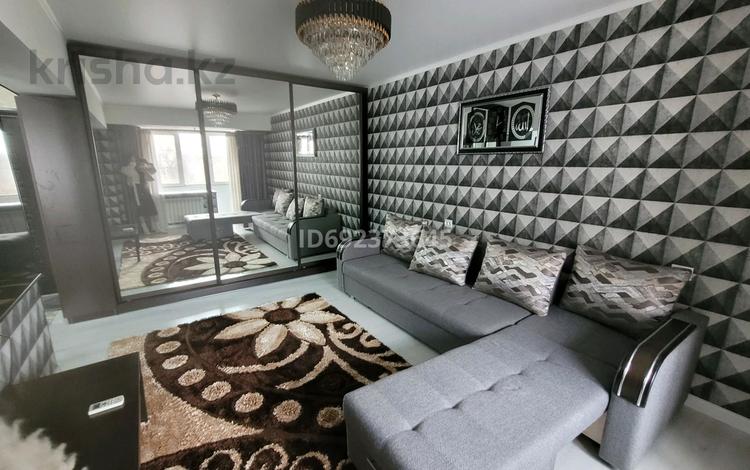 1-комнатная квартира · 40 м² · 5/5 этаж, мкр Жулдыз-2 за 230 000 ₸ в Алматы, Турксибский р-н — фото 2