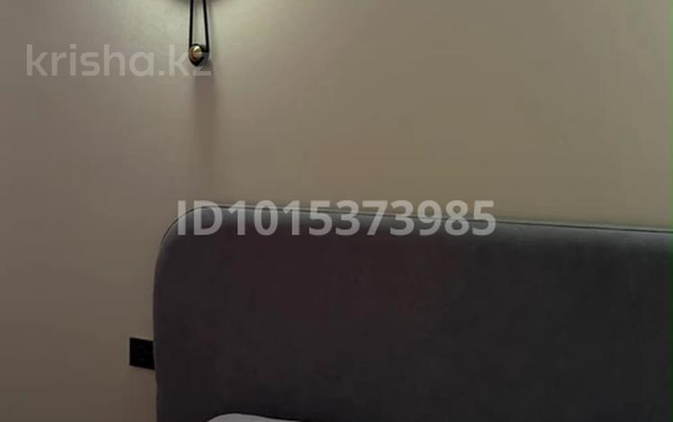 2-бөлмелі пәтер · 40 м² · 17/18 қабат, ул. Е-36 13, бағасы: 300 000 ₸ в Астане, Нура р-н — фото 2