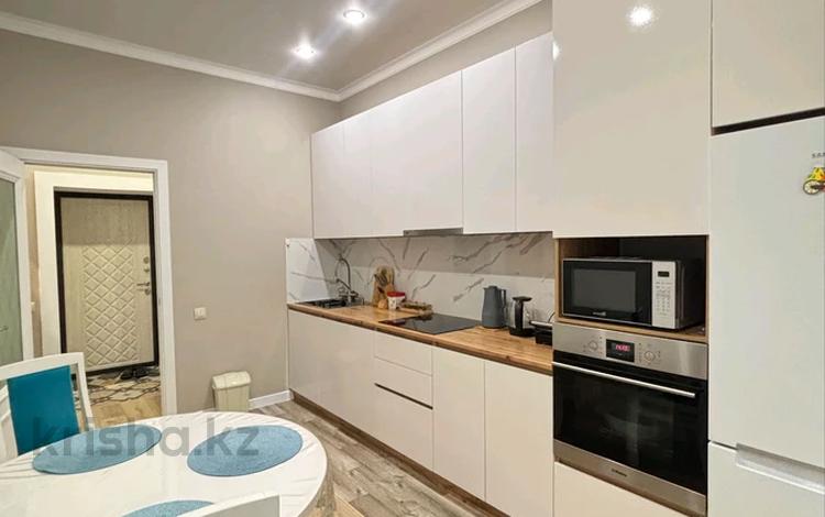 2-бөлмелі пәтер · 60 м² · 8/9 қабат, Кайым Мухамедханов 21/2, бағасы: 44 млн ₸ в Астане, Нура р-н — фото 2