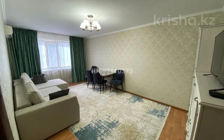 3-бөлмелі пәтер, 72 м², 3/5 қабат, Жастар 69/71 — АйКуним, бағасы: 30 млн 〒 в Талдыкоргане, мкр Жастар — фото 2