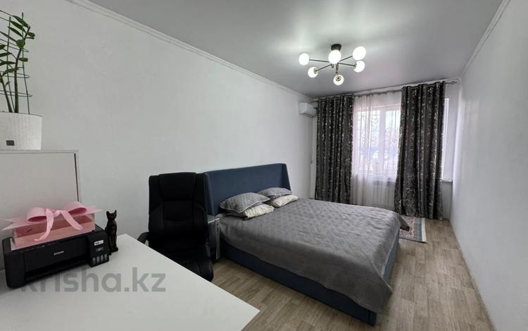 1-комнатная квартира · 42 м² · 1/4 этаж, Мкр. Гульдер 1160 за 17 млн ₸ в  — фото 2
