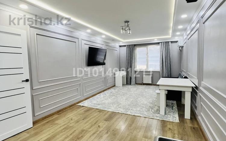 2-комнатная квартира · 53 м² · 5/10 этаж, мкр Аккент 96 за 250 000 ₸ в Алматы, Алатауский р-н — фото 2
