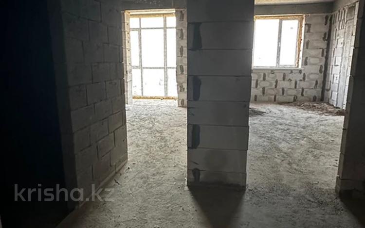 2-комнатная квартира · 90.2 м² · 11/11 этаж, Ульяны Громовой 18 за ~ 24.4 млн 〒 в Уральске — фото 2