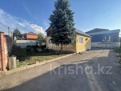 Жеке үй · 10 бөлме · 350 м² · 8 жүзд., мкр Алмас 83, бағасы: ~ 1.6 млн ₸ в Алматы, Ауэзовский р-н