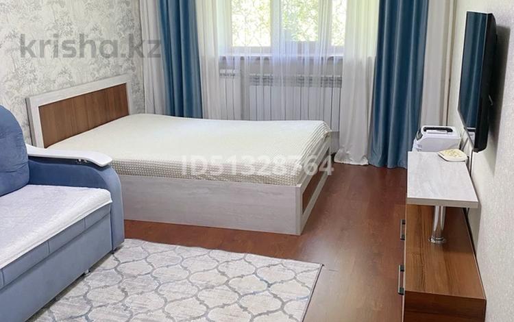 1-комнатная квартира, 45 м², 1/3 этаж посуточно, Майлина 30 за 20 000 〒 в Алматы, Турксибский р-н — фото 38