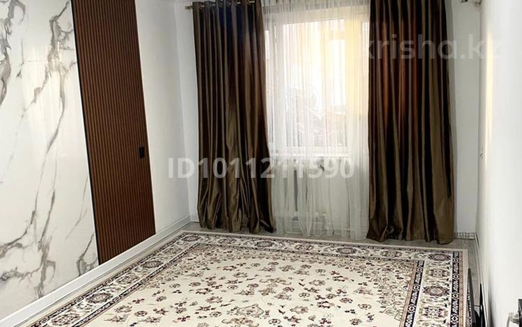 2-комнатная квартира · 52.5 м² · 9/9 этаж, мкр 12, 12 ш/а. 50 за 16.5 млн ₸ в Актобе — фото 2