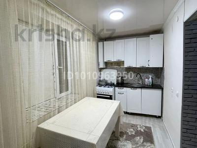 2-бөлмелі пәтер · 57 м² · 5/5 қабат, Ракишева 21 — Ракишева-Желтоқсан, бағасы: 10 000 ₸ в Талдыкоргане, мкр Жастар
