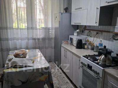 2-комнатная квартира · 52 м² · 1/5 этаж, мкр Тастак-2, Нургисы Тлендиева за 33 млн ₸ в Алматы, Алмалинский р-н