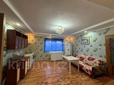 Отдельный дом · 4 комнаты · 136.6 м² · 4 сот., Старый город, Берчогурская 5 за 28 млн ₸ в Актобе