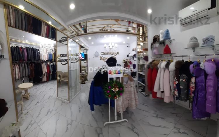 Магазины и бутики • 76 м² за 400 000 〒 в Шымкенте, Аль-Фарабийский р-н — фото 2
