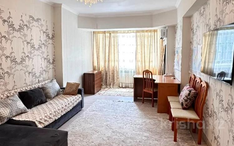 3-бөлмелі пәтер · 75 м² · 2/5 қабат, Жандосова 21, бағасы: 25 000 ₸ в Алматы, Бостандыкский р-н — фото 9