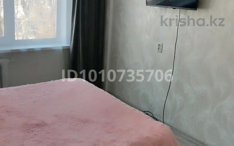 1-бөлмелі пәтер · 30 м² · 3/5 қабат, Абая — Авто вокзал, бағасы: 10 000 ₸ в Усть-Каменогорске, Ульбинский — фото 2