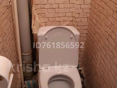 Пәтерлер в Карагандинской обл.: 2-бөлмелі пәтер · 48 м² · 4/5 қабат, Майкудук, 13-шағынаудан 39 — Мактуб сауда уйі, бағасы: 100 000 〒 2-бөлмелі пәтер · 48 м² · 4/5 қабат, Майкудук, 13-шағынаудан 39 — Мактуб сауда уйі, бағасы: 100 000 〒 в Караганде, Алихана Бокейханова р-н