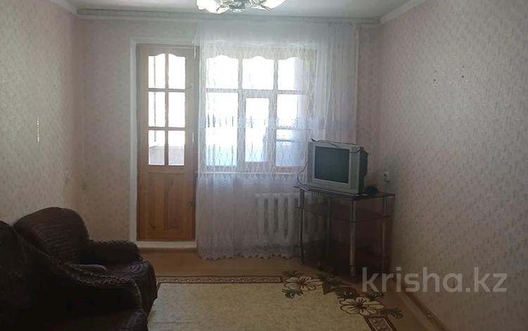 3-бөлмелі пәтер · 65 м² · 2/5 қабат, Талас ш/а 5, бағасы: 150 000 ₸ в Таразе, мкр Талас — фото 2