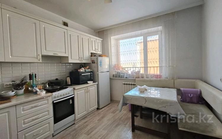 2-бөлмелі пәтер · 58 м² · 3/5 қабат, Республики 1/3а, бағасы: 25.5 млн ₸ в Косшы — фото 2