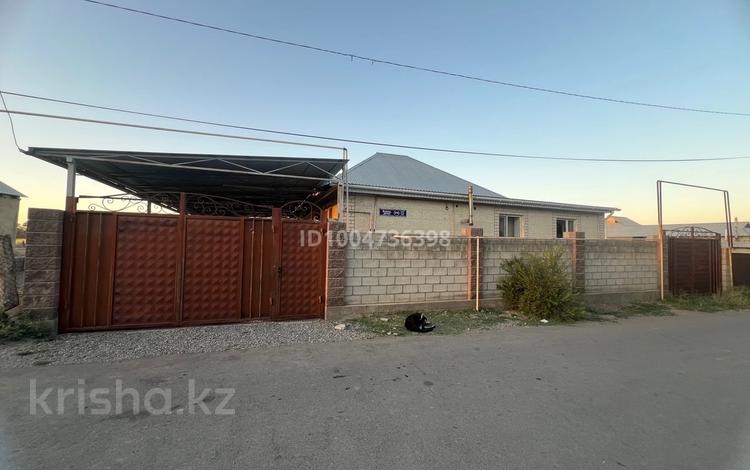 Отдельный дом · 6 комнат · 160 м² · 10 сот., Байзак Датка 27 за 25 млн 〒 в Бурыл — фото 2