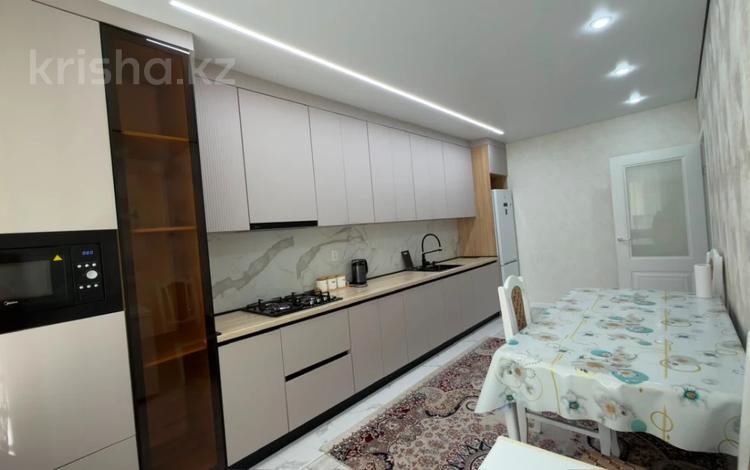 2-комнатная квартира · 58.6 м² · 4/5 этаж, мкр. Алтын орда за 24.5 млн ₸ в Актобе — фото 2