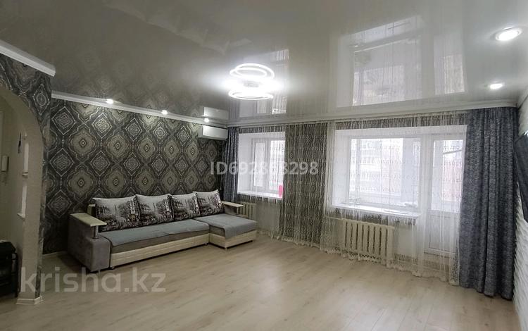 3-комнатная квартира, 65 м², 3/5 этаж, Кошкарбаева (8марта) 82 за 17.6 млн 〒 в Кокшетау — фото 2