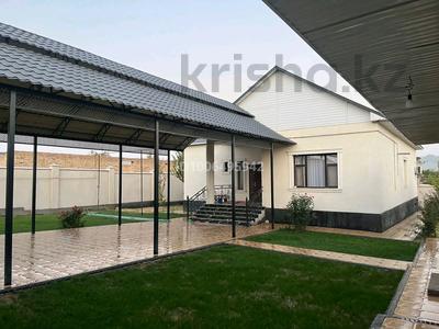 Жеке үй · 4 бөлме · 200 м² · 8 жүзд., мкр Курсай, Кайнарлы 11 — Школа 49, бағасы: 39 млн ₸ в Шымкенте, Туран р-н