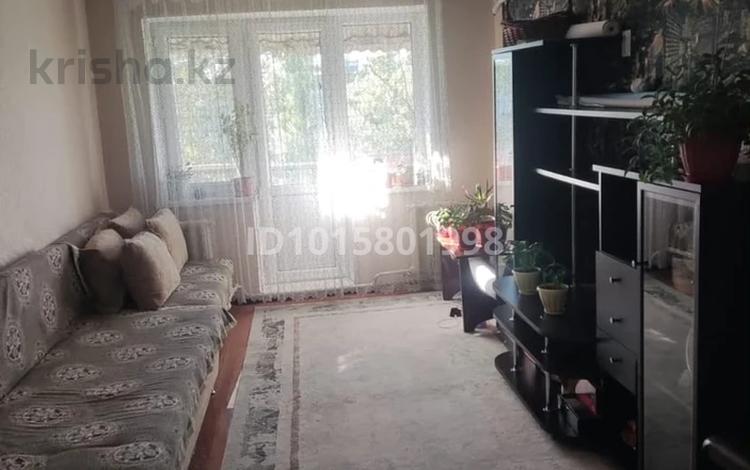 2-бөлмелі пәтер · 45 м² · 5/5 қабат, Қаратау ш/а. 18, бағасы: 9.4 млн ₸ в Таразе, мкр Каратау — фото 2