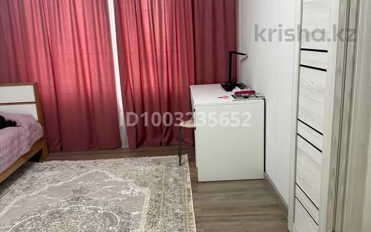 1-комнатная квартира · 40 м² · 4/5 этаж, Акадeмическая 9/10 за 18.9 млн ₸ в Караганде, Казыбек би р-н — фото 2