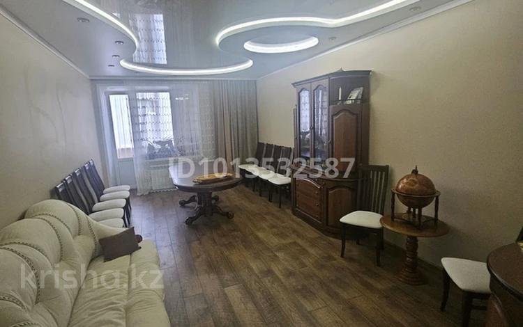 3-бөлмелі пәтер · 131 м² · 1/9 қабат, 6-ші шағым аудан, Генерала Арыстанбекова 6, бағасы: 59 млн ₸ в Костанае, 6-й микрорайон — фото 2