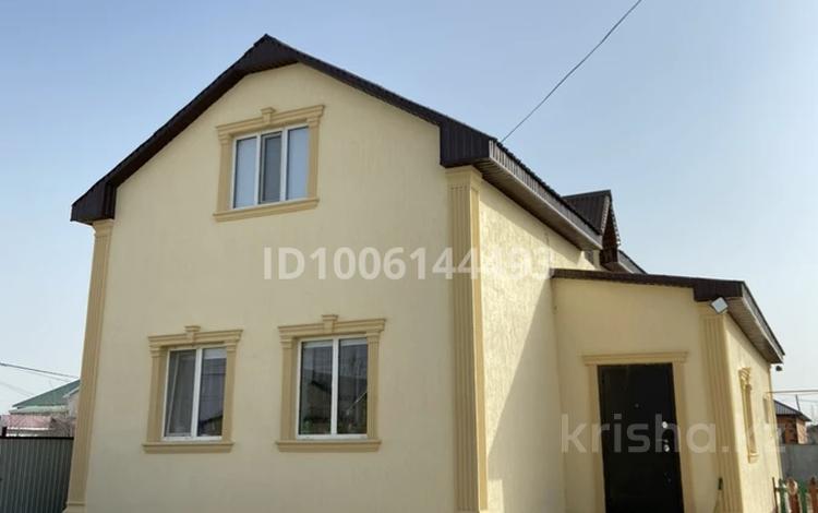 Отдельный дом · 4 комнаты · 190 м² · 7 сот., мкр Кокарна, Ксм 8 за 24 млн ₸ в Атырау — фото 2