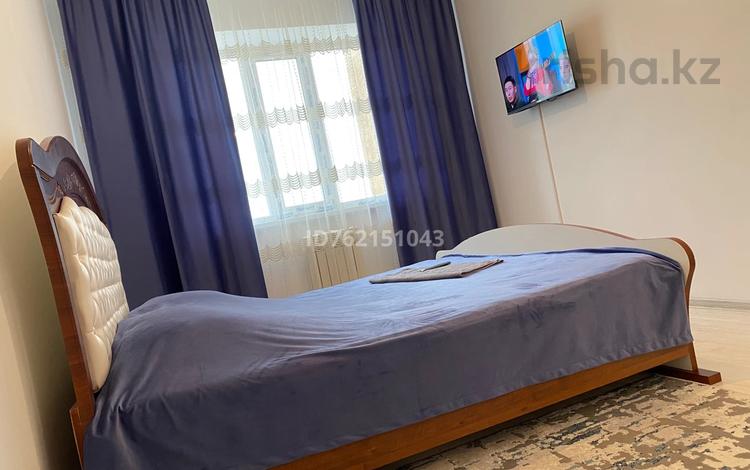 1-комнатная квартира · 45 м² · 1/9 этаж, Нур Актобе 15 — Возле 60 школы, Анвар, Айман, Авеню кафе за 10 000 ₸ — фото 2