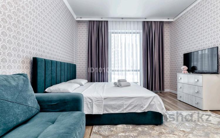 1-комнатная квартира · 45 м² · 3/12 этаж, Мухамедханова 4Б — Толе би за 15 000 ₸ в Астане, Нура р-н — фото 2