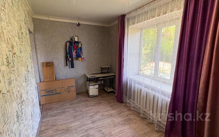 2-комнатная квартира · 36 м² · 2/2 этаж, назарбаева за 10 млн ₸ в Талдыкоргане — фото 2