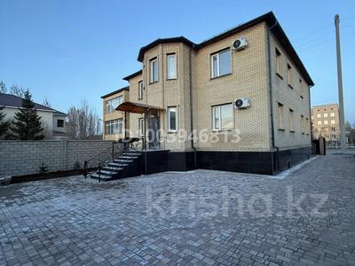Отдельный дом · 8 комнат · 500 м² · 10 сот., Бурабай 27 — Кудайбердыулы - Бурабай за 2.5 млн ₸ в Астане, Алматы р-н