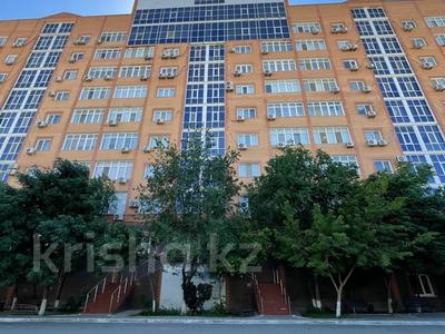 Продажа квартир в Атырауской обл.: 5-комнатная квартира · 312 м² · 8/9 этаж, ауэзова 31 за 104 млн 〒 5-комнатная квартира · 312 м² · 8/9 этаж, ауэзова 31 за 104 млн 〒 в Атырау