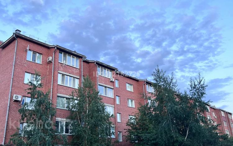 3-комнатная квартира · 100 м² · 3/5 этаж, Жамбыла Жабаева 200 за 41.5 млн ₸ в Петропавловске — фото 30