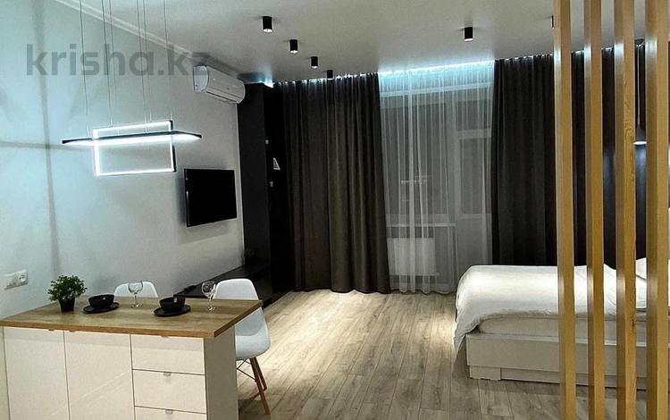 1-бөлмелі пәтер · 50 м² · 14/16 қабат, Нұрсәт ш/а 18а — Акимат, Туркестан сарайы, Шаяхметова, мед центры, бағасы: 17 000 ₸ в Шымкенте, Каратауский р-н — фото 2