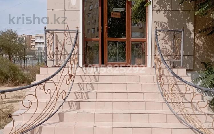 Магазины и бутики · 100 м² за 60 млн ₸ в Актау, 27-й мкр — фото 2
