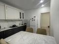 2-бөлмелі пәтер · 72 м² · 6/9 қабат, мкр Строитель, Оракбаева 1в, бағасы: 30 млн ₸ в Уральске — фото 17